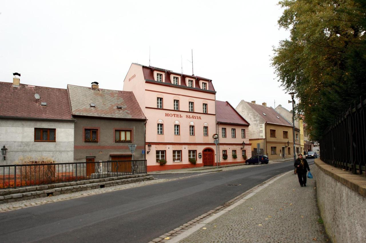 Hotel Slavie Klášterec nad Ohří Exteriör bild